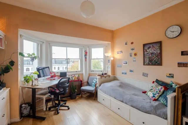 Photo 3 — Colville Gardens, Notting Hill, W11 2BH