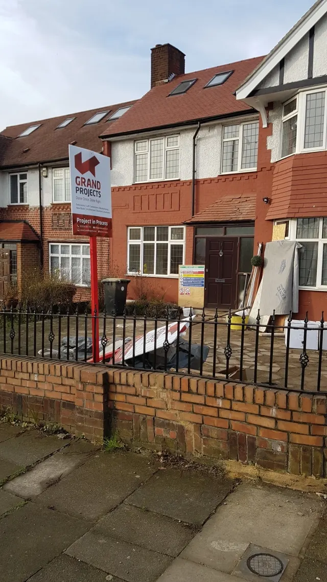 5 bedroom house — Wilmer Way, Southgate N14, N14