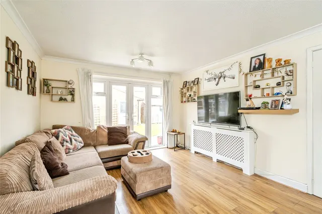 Barnetts Field, Westergate, PO20, photo 2