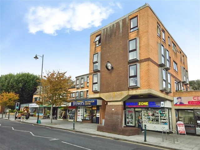 Station Road, New Milton, BH25, photo 1