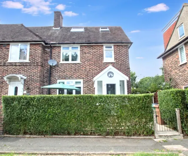 Bluehouse Road, London, E4