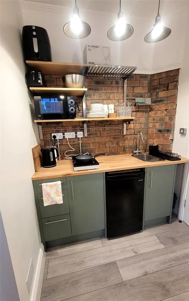 Photo 3 — Craig Road, Llandrindod Wells, Powys, LD1 5HS