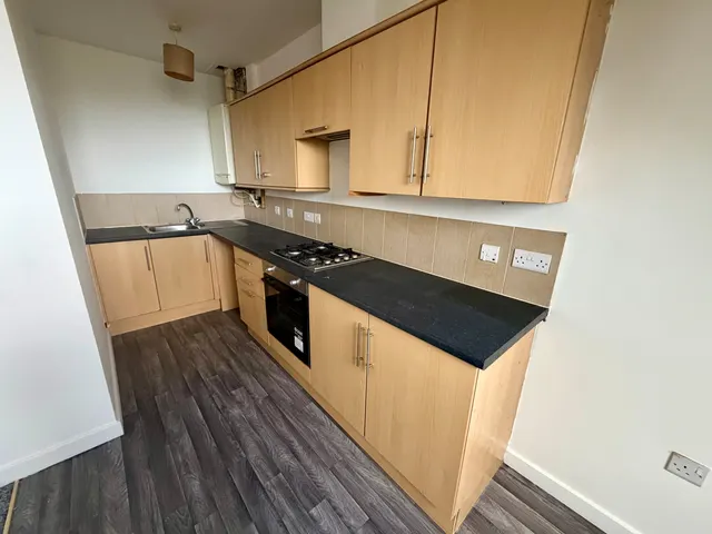 Imperial Court, Burnley, BB12, photo 3