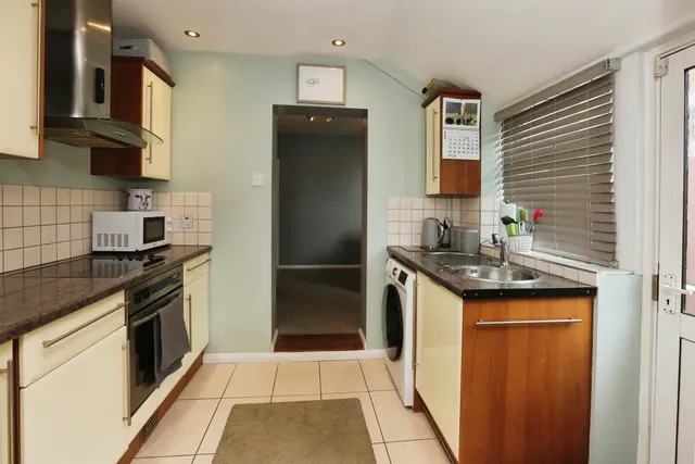 Avery Lane, Gosport, PO12, photo 2