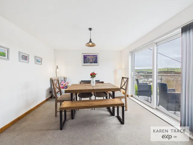 Old Roselyon Road, St Blazey, PL24, photo 3