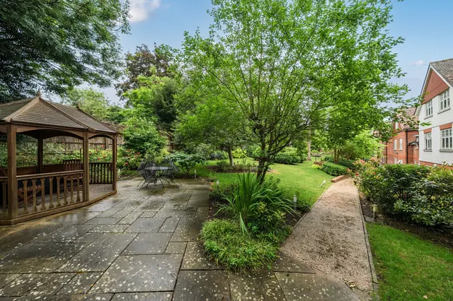 Photo 2 — The Foresters, Harpenden, AL5