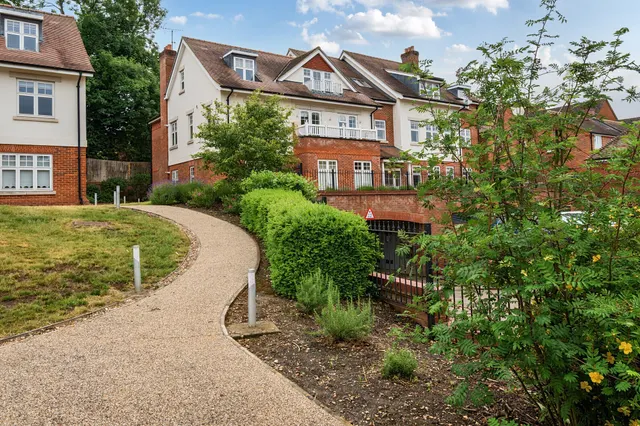 The Foresters, Harpenden, AL5, photo 1