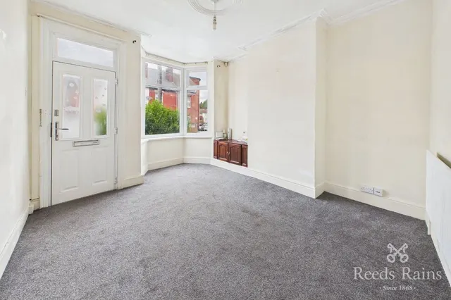 Hinde House Lane, Sheffield, S4, photo 3