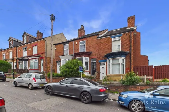 Hinde House Lane, Sheffield, S4, photo 1