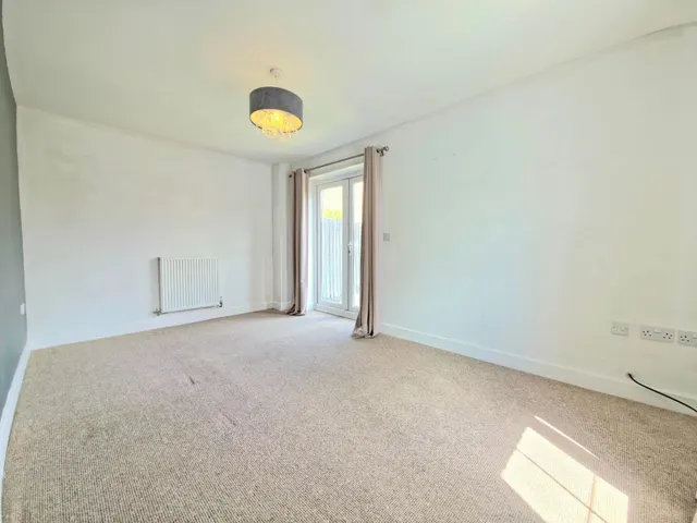 Ascot Close, Bourne, PE10, photo 3