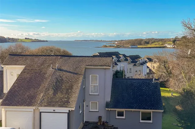 Ffordd Hebog, Menai Marina, photo 2