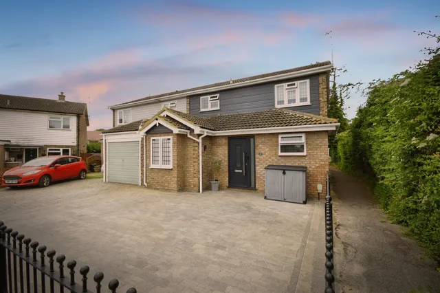 Jericho Place, Blackmore, Ingatestone, photo 1