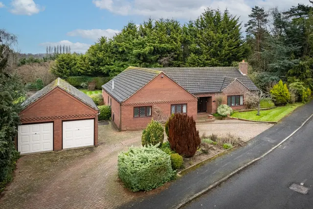 Aldermead Close, Admaston, TF5, photo 1
