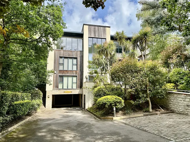 Glenferness Avenue, Bournemouth, BH4, photo 1