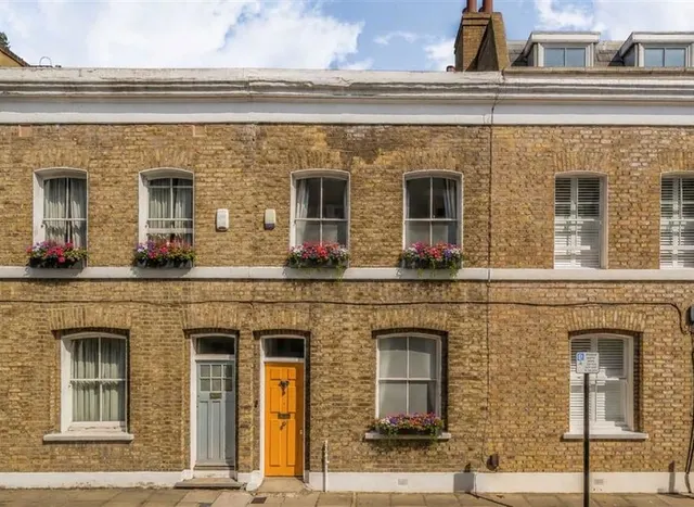 Wellington Row, Bethnal Green, E2, photo 1