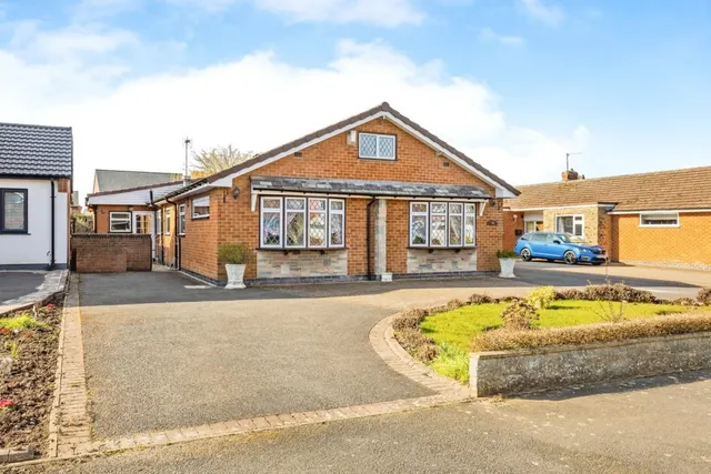 Paddock Close, Castle Donington, photo 1