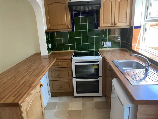 Photo 3 — Shedfield Way, Northampton, NN4