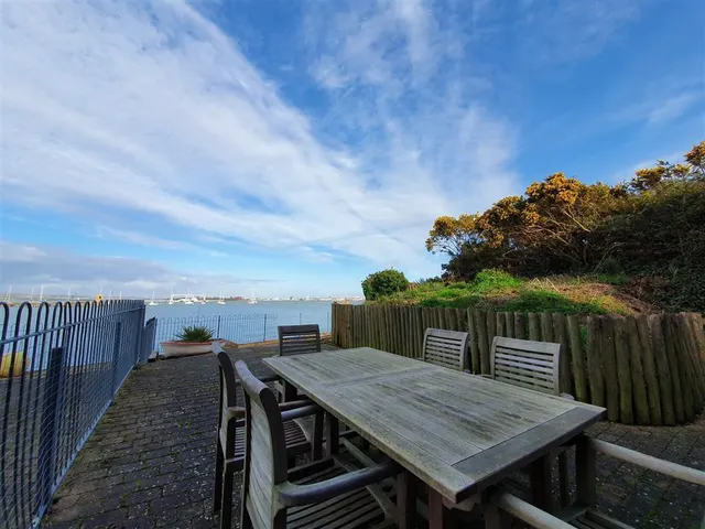 Heritage Way, Gosport, PO12, photo 2