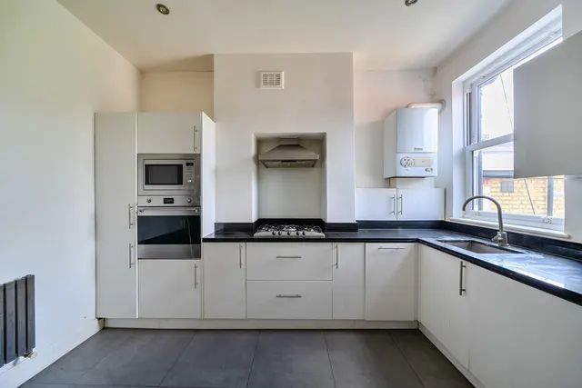 Photo 3 — Charteris Road, Queens Park, London, NW6