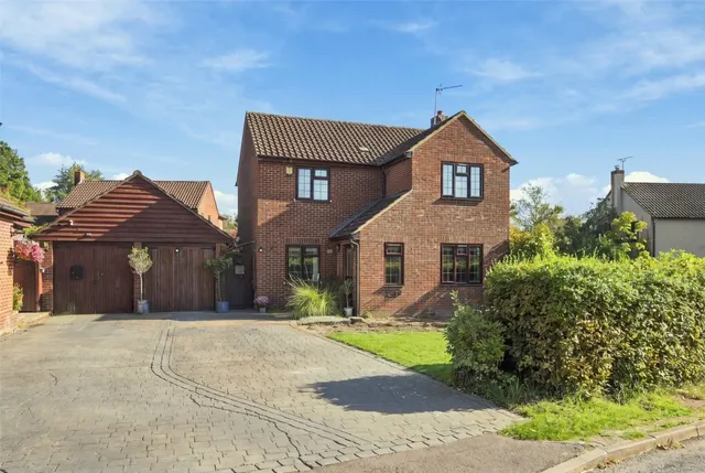 with 3 bedrooms in Bishop's Stortford, CM23, photo 1