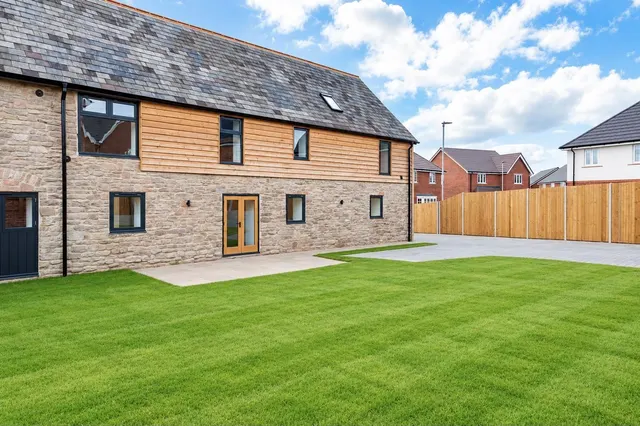 Holmer House Close, Holmer, HR4, photo 2