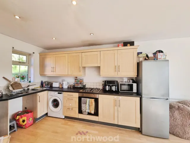Brander Close, Balby, DN4, photo 2
