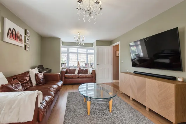 Photo 3 — Redwing Croft, Lower Stondon, Henlow, Bedfordshire, SG16