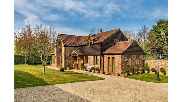 Photo 3 — Witcha, Ramsbury, Marlborough, Wiltshire, SN8 2HQ