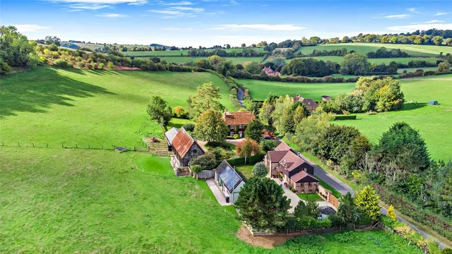 Witcha, Ramsbury, Marlborough, Wiltshire, SN8 2HQ, photo 1