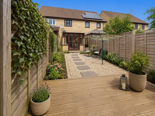 Michaels Mead, Cirencester, photo 3