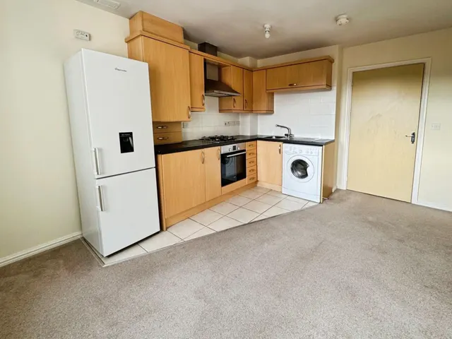 Anglesey Road, Burton-On-Trent, DE14, photo 3