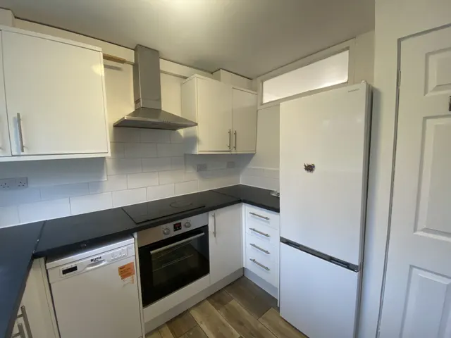 Cuffley Court, Hemel Hempstead, HP2, photo 3