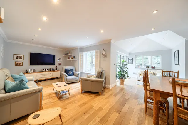 Photo 2 — Homefield Road, Chorleywood, WD3