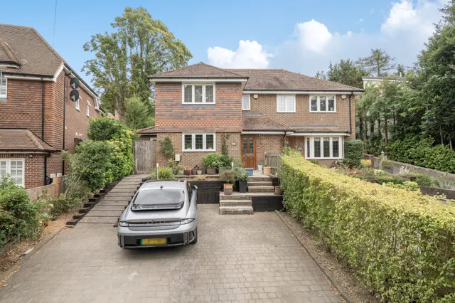 Homefield Road, Chorleywood, WD3, photo 1