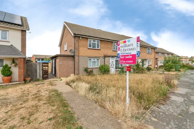 Fyfield Road, Rainham, RM13, photo 1