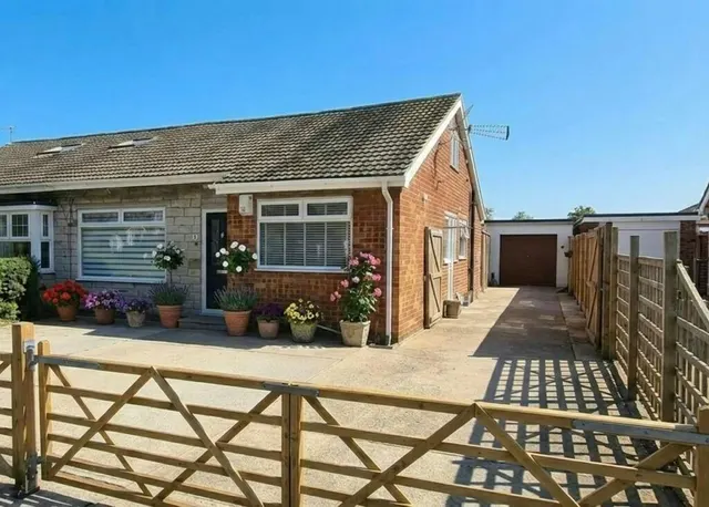 Cayton Drive, Billingham, TS22, photo 1