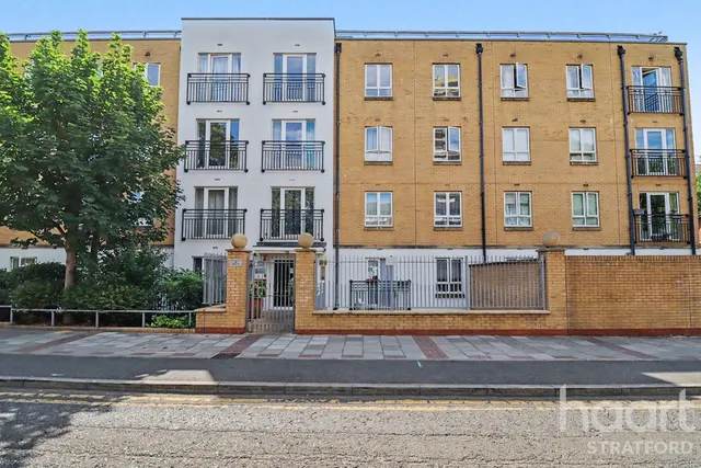 Windmill Lane, London, E15, photo 1