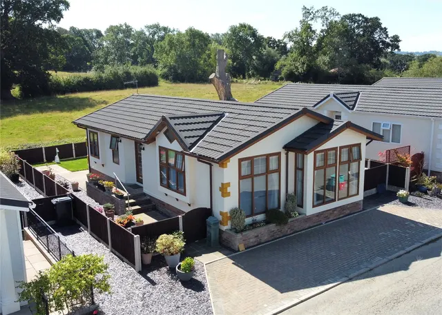 Forden, Welshpool, Powys, SY21 8FA, photo 1