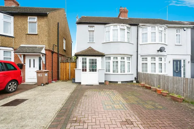 Beechwood Road, Luton, photo 1