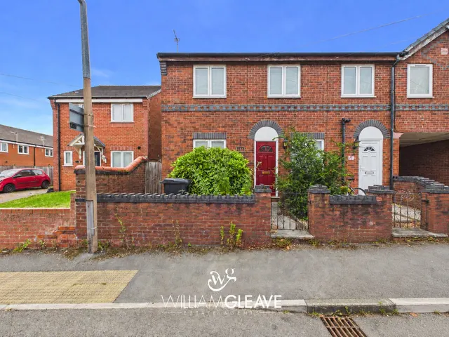 Mostyn Street, Shotton, Deeside, CH5 1JW — photo 1