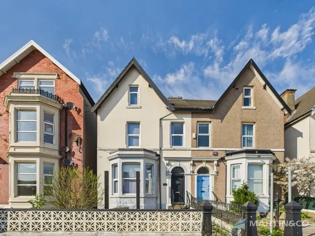 Station Road, Blackpool, photo 1