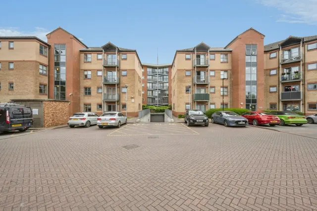 Kentmere Drive, Doncaster, South Yorkshire, DN4, photo 1