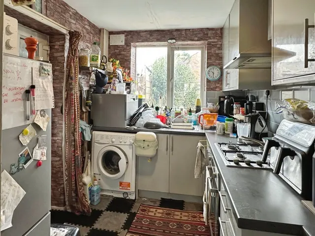 Photo 2 — Teagues Crescent, Teagues Crescent, Trench TF2 6RG