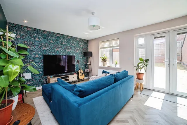Lindhurst Way West, Mansfield, NG18, photo 2