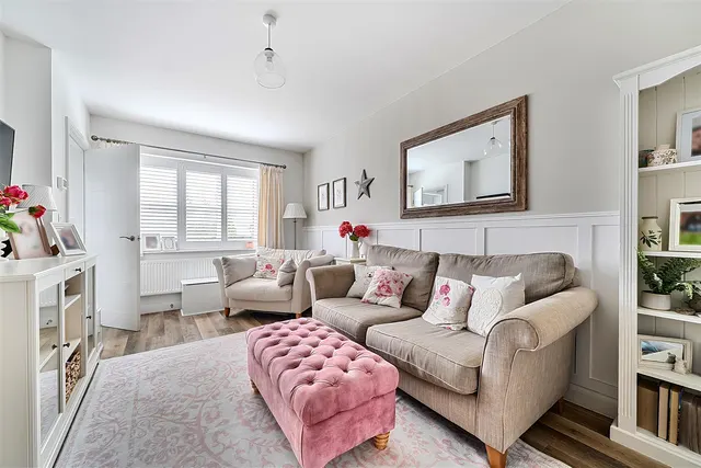 Merchant Crescent, Faringdon, SN7, photo 2