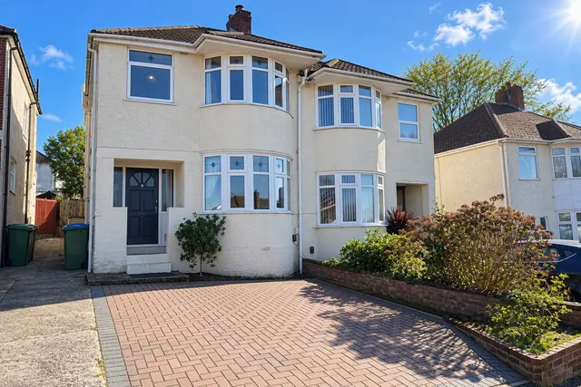 Bryanston Road, Woolston, SO19, photo 1