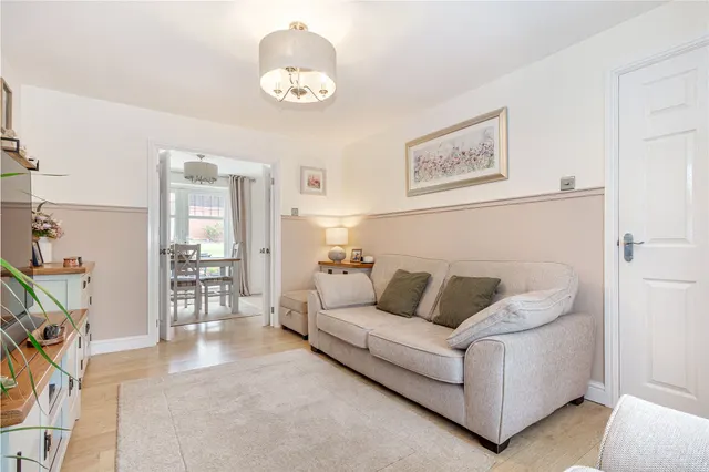 Photo 2 — Greenford Close, Redditch, Worcestershire, B97 6TF