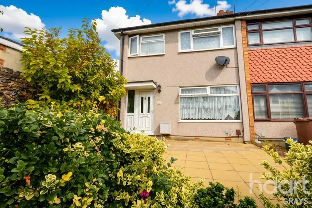 Chadwell Road, Grays, RM17, photo 1