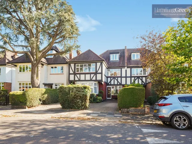St Gabriels Road, London, NW2, photo 1