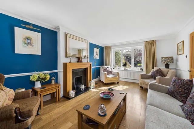 Dunlin Rise, Guildford, GU4, photo 2